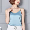 Koreanische Mode Seide Frauen Tops Frau V-ausschnitt Satin Blusen Sommer Dame Plus Größe Sexy Ärmelloses Hemd Halter XXXL 210531