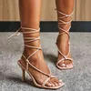 Zomer open teen sandalen enkel riem lace up holle sandalen dunne hoge hakken partij pumps zwart / beige bruiloft pompen zomer 210513