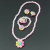 Barn flickor smycken set pärlor blommor charms hängsmycken halsband ring öronklipp armband tillbehör rosa ros