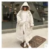 Vinter Koreansk stil Kvinnor Lång Varm Parkas Coat Kvinnor Nya Bomull Hooded Tjock Parkas Coats Solid Färg Tjocka Kvinnor Kläder 210421