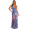 2021 Taille Bande Découpée Été Bohème Maxi Robe Femmes Halter Cou Dos Nu Robes De Plage Sexy Plume Imprimer Club Robe De Soirée X0521