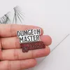Pins, broscher Dungeon Grandmaster Dragon Lapel Bag Shirt Brosch Pins Metal Broches för Män Kvinnor Badge Pines Metalicos Brosche Tillbehör