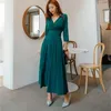 Solid Color Office Lady Dress Autumn Simple 3/4 Rękaw High Waist Temperament Elegancki Sexy V-Neck Party Women 210519