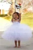 Adorável White Tulle Flowergirl Vestidos Padrão Ajustável Spaghetti Correias Presença Princesa Vestido De Bola Principal Grawn