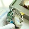 Femmes de luxe en acier solide Regardez les diamants arc-en-ciel glacés bracelet pour dames montres célèbres Lady Quartz Wristwatch Pearlmaster Design imperméable Étudiant Clock Reloj