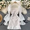 Élégant rétro mini robe dentelle courte sexy A-Line solide pour femmes manches bouffantes taille sac hanche queue de poisson blanc fête 210420