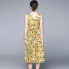 夏のファッションデザイナー女性ノースリーブレモン黄色い花印刷スリムロングミディカジュアルAラインドレス210514