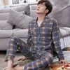 Mens pyjama sätter hem kostym modern stil man sleepwear 2 bitar lounge sovande slitstoppar + byxor plaid långärmad pj set 210901
