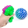 6.0cm bicolor squishy ball fidget 장난감 장난감 메쉬 스 퀴시 볼 안티 스트레스 통풍구 공을 재밌는 스퀴즈 장난감 스트레스 릴리프 감압 장난감 불안 완화