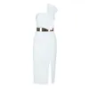 Ocstrade Weißes, trägerloses, ärmelloses, über dem Knie liegendes, figurbetontes Kleid mit Schleife HB6170-Weiß 210527