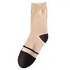 Chaussettes pour hommes 2 paires Tube moyen cadeaux pour hommes coton mode rayure longue hiver Lot cyclisme Harajuku vêtements de rue Chausette Homme