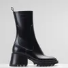 럭셔리 디자이너 여성 하프 부츠 신발 겨울 Chunky Med Heels 일반 스퀘어 발가락 신발 Rainboots Zip 여성 Mid Calf Booty 내마 모성 두꺼운 밑창 부팅