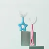 Игрушки для ванной Дети Ushape Зубная щетка для детей Тщательное очищение на 360° Мягкая силиконовая детская зубная щетка Уход за полостью рта Чистка здоровья Bru4526096