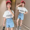 어린이 옷 세트 여름 자르기 탑 티셔츠 + 데님 반바지 2pcs 소녀 복장 아기 소녀 의류 4 5 710 ~ 12 년 A3825