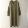 Shijia Korean Chic Loose Thicken Maxi Sweater Klänning V Nacke Långärmad Oversize Håll varm stickad Klänning Kvinna Höst Vinter 2021 G1214