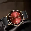 Нарученные часы Мужские водонепроницаемые часы кожаные ремешки стройные кварцевые повседневные бизнес -запясть