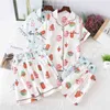 Trzyczęściowy japoński styl piżama wiosna i lato jesień 100% bawełniana spodenki z krótkim rękawem spodenki spodnie garnitur ho 210809