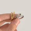 18K 골드 커플 다이아몬드 반지 코코아 4mm, 6mm, 10mm 마름모 패턴 클래식 스태킹 부티크 야생 트렌드 간단한 스타일 파티 착용 액세서리