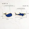 Морские синие акулы китовые броши булавки эмалевые животные отвороты топ -топы сумки корсаж женские детские модные украшения воля и песчаная