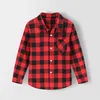 Försäljning Boys Shirts Classic Casual Plaid Flannel Barn T-shirts för 2-8 år Kids Boy Wear 210713