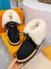 2021 luxury women's snow boots warm and comfortable classic style two-color optional sizes 35-41
