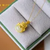 Zilver Ingelegd Natuurlijke Een Witte Jade Merg Zhaocai Kat Ketting Chinese Stijl Retro Bohemian Charm Dames Sieraden Chains279N