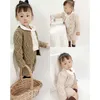 Enfant en bas âge bébé garçons filles vêtements ensembles automne hiver cardigan pull + short infantile tricot costume style coréen 211025