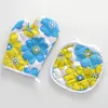 Oven Mitts 2PCS/SET Christmas Microwave Heat Insulated Pad Glove Mat Xmas Kicthen Dining Bakeware