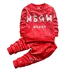 11 Renkler Yürümeye Başlayan Bebek Erkek Hoodie Set T Gömlek + Pantolon Çocuklar Spor eşofmanı Çocuk Giyim Sonbahar Çocuklar Tasarımcı Giyim Setleri 1-4