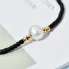 Charm-Armbänder ZMZY Dünnes natürliches Perlenarmband Miyuki-Perlen Handgefertigter schwarzer Glasstein für Frauen Boho Verstellbarer Seil-Dame-Schmuck
