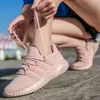 2021 Högkvalitativa mens Kvinnor Sticka Running Sport Skor Svart Rosa Grå Andas Bekväma Par Utomhus Trainers Sneakers Storlek 35-46 Y-H1503