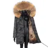 Płaszcz zimowy Długie Wodoodporne Parki Prawdziwe Futro Futro Kurtka Duży Futro Kołnierz Puszysty Fox Fur Liner Tkaniny Moda 210927
