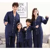 Ebeveyn Çocuk Aile Pijama Takım Elbise Ebeveynler Çocuk Takım Elbise Aile Pijama Bebek Ebeveynler Aile Giysileri Maç X0526