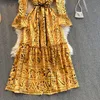 Ly Varey Lin Spring Women Elegant Print Dresses Casual O-Neck Långärmad A-Line Dress Yellow Lady Skirts 210526