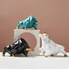 北欧性樹脂牛の形状の装飾品ホームデスクトップの装飾磁器の動物の置物牛のミニチュア家の装飾動物モデル210727