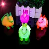 Paasfeestje Gunsten voor kinderen Glow in the Dark Bunny Rabbit Bouncy Toys Gemengde kleur Verzenden