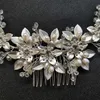 SLBRIDAL Handmade Crystal Strass Perles d'eau douce Fleur Peigne à cheveux de mariée Accessoire de cheveux de mariage Demoiselles d'honneur Femmes Bijoux X0625