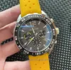 Montres pour hommes de style course Montre de luxe Mouvement à quartz Cadran gris Acier inoxydable Boîtier triangulaire Bracelet en caoutchouc jaune Uhr relojes lujo para hombre Hanbelson