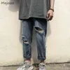 Män Jeans Solid Chic Harajuku Denim Straight Holes Byxor Mens Koreanska stil Fritid Streetwear BF All-Match Ins Loose Teens G0104