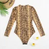 Costume da bagno leopardato alla moda Costumi da bagno a maniche lunghe da donna Costumi da bagno interi per vacanze al mare Costumi da bagno traspiranti ad asciugatura rapida