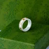 Keramiskt band G Letter Rings Black White for Women Men smycken Gold Ring252U