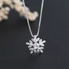 Süße Schneeflocke Halskette Einfachheit Temperament Schlüsselbein Kette Zirkon Blume Anhänger Schmuck Für Frauen Zubehör