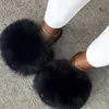 Ethel Anerson 2019 Nyaste tofflor Real / Raccoon Fur Slides Inomhus Flip Flops Casual Högkvalitativa Sandaler Fluffy Plush Shoes Q0508