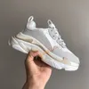 Buty damskie projektant Triple S Fashion Paris Vintage Old Dad trampki czarne białe zielone jasne podeszwy mieszkania platforma mężczyźni kobiety Outdoor Sports Trainers 17fw