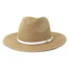 2021 الصيف على البحر في الهواء الطلق بنما شاطئ المرأة الجاز بالجملة واسعة بريم القش قبعة رجل واقية من الشمس القبعات الرجال حزام مشبك الأبيض