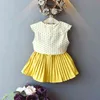 Sommarflickor kläder sätter koreanska docka krage ärmlös lapelskjorta + pläterad kjol 2pcs barnkläder set barn 210625