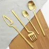 18/10 Stainless Steel Tableware Set 16Pcs/ Black Cutlery Knife Fork Coffee Spoon Dinnerware Party Home Silverware 211108