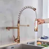 Rose Golden Golden Faucet LED luz Puxar para baixo Primavera pia de cozinha torneiras dupla giratória bico giratória Torneira friendler torneira 210724