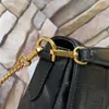 Messenger Bag Chain Flap Bags Handväska Fashion Letter Mönster Vanlig magnetisk guld Hårdvara Spänne Långbälte Långbälte Kvinnokedja 247V