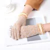 1 paire de mode sexy léopard femmes dentelle crème solaire gants de conduite anti-uv dames maille courte gants fins Y0827